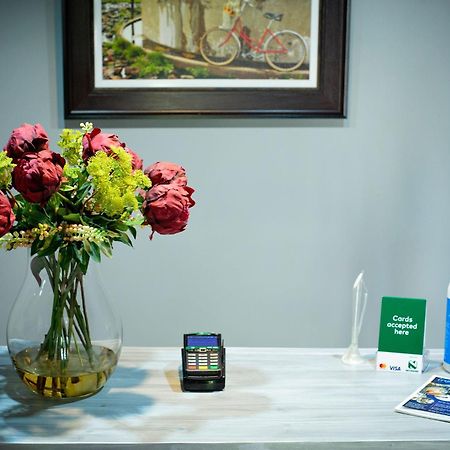 Crisp Guest Rooms บลูมฟอนเทน ภายนอก รูปภาพ