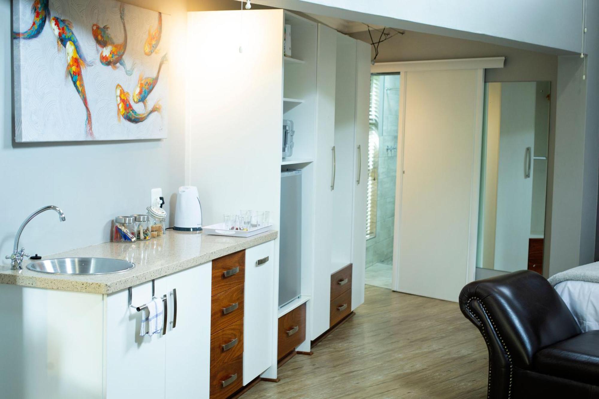 Crisp Guest Rooms บลูมฟอนเทน ภายนอก รูปภาพ