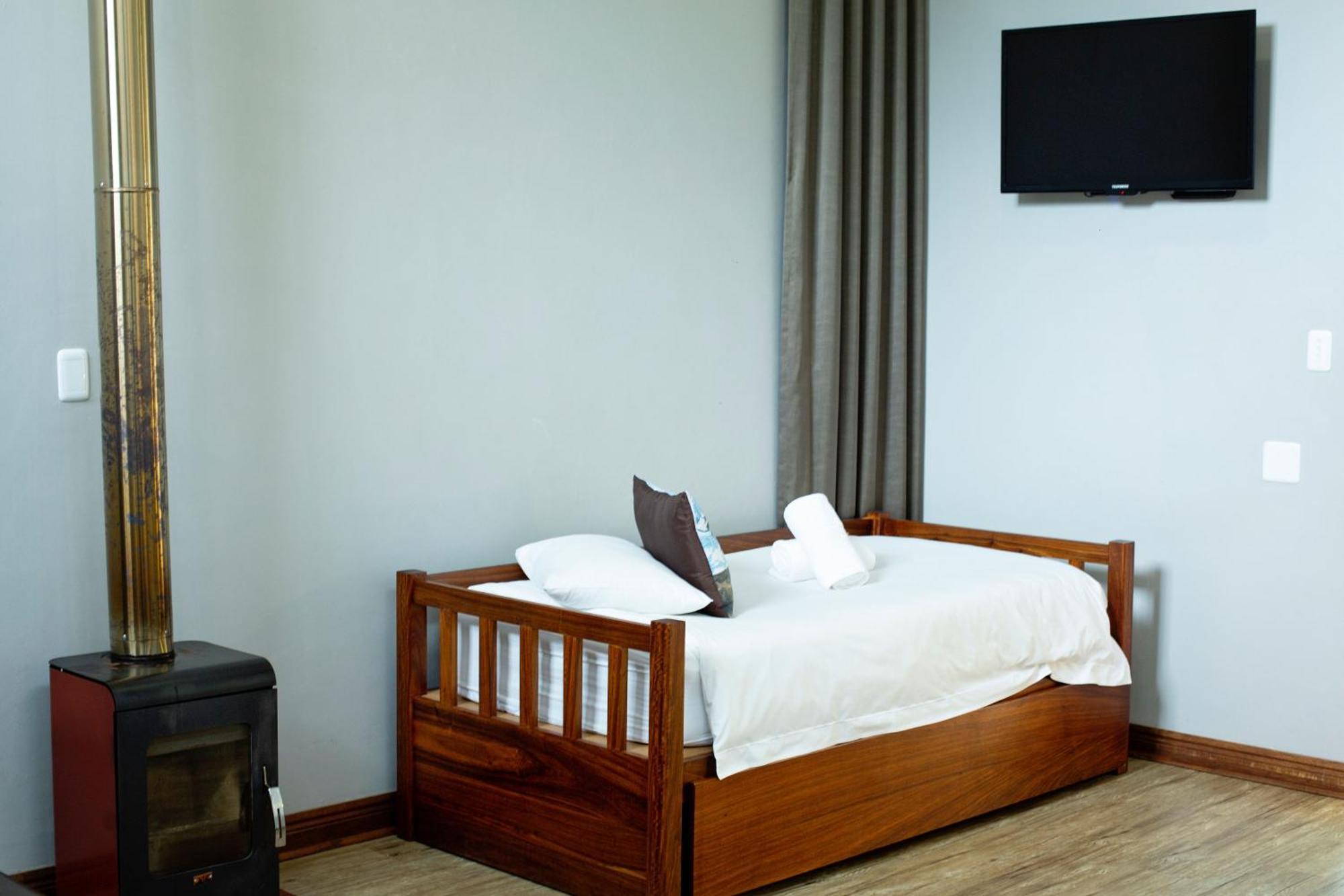 Crisp Guest Rooms บลูมฟอนเทน ภายนอก รูปภาพ